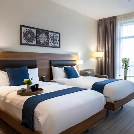 Hotel Premier Airport